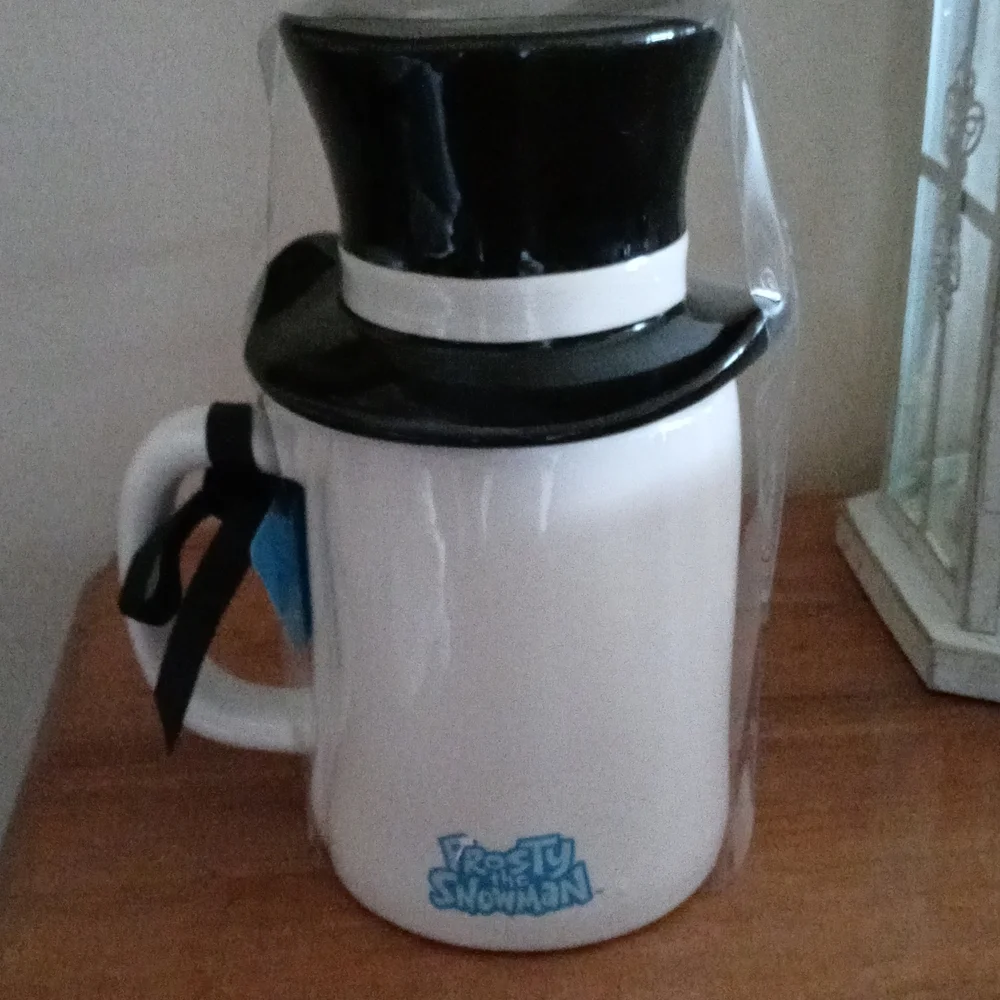 Rae DunnFrosty mug